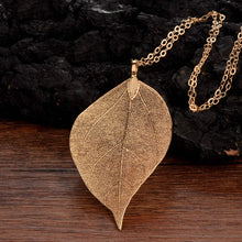 Load image into Gallery viewer, Autumn Leaf Necklace