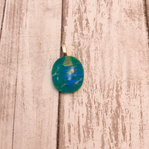 Turquoise Round-Fused-Glass-Pendant