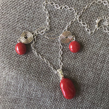 Load image into Gallery viewer, Coiled Crimson-Fused-Glass-Pendant-Earring-Set